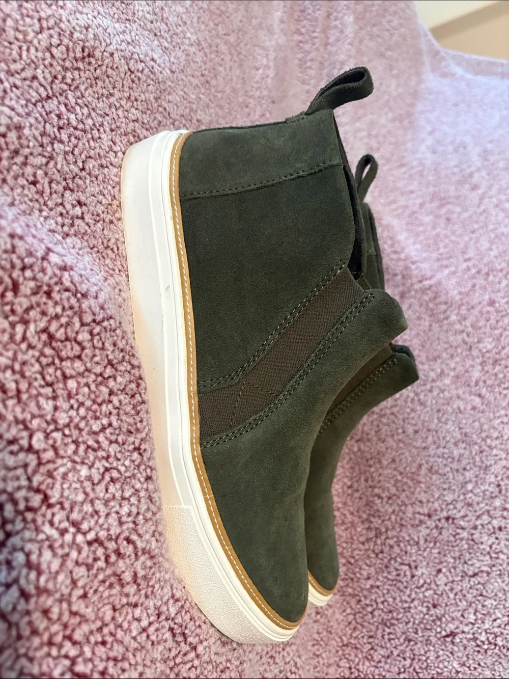 Toms Olive Suede Chukka Boots with Cream Sole